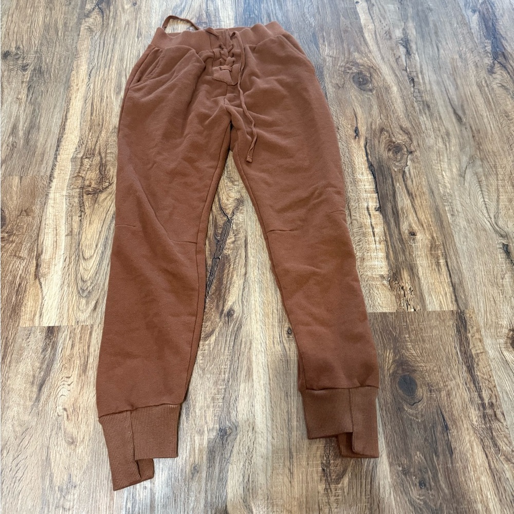 Pull&Bear Chestnut Joggers Kids size M